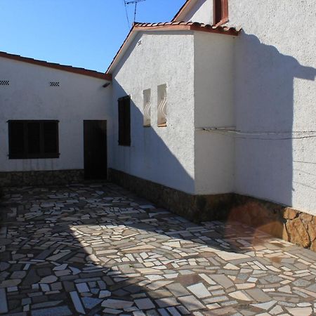 Les Roches Villa L'Escala Exterior photo