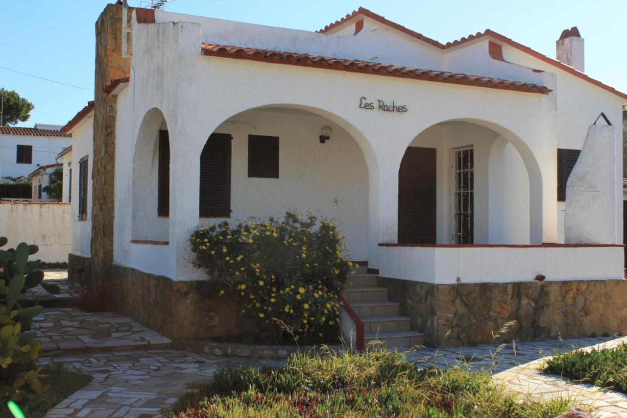 Les Roches Villa L'Escala Exterior photo